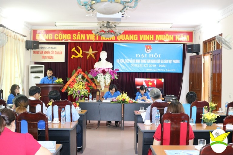 Đại hội chi đoàn TNCS Hồ Chí Minh Trung tâm nghiên cứu gia cầm Thụy Phương